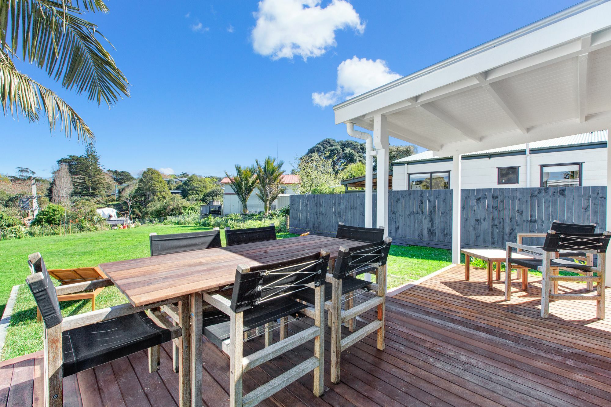 The Little Blue Bach In Oneroa Village By Waiheke Unlimited Extérieur photo